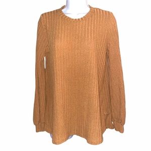 Perfect Peach tunic top with bell sleeves size S.